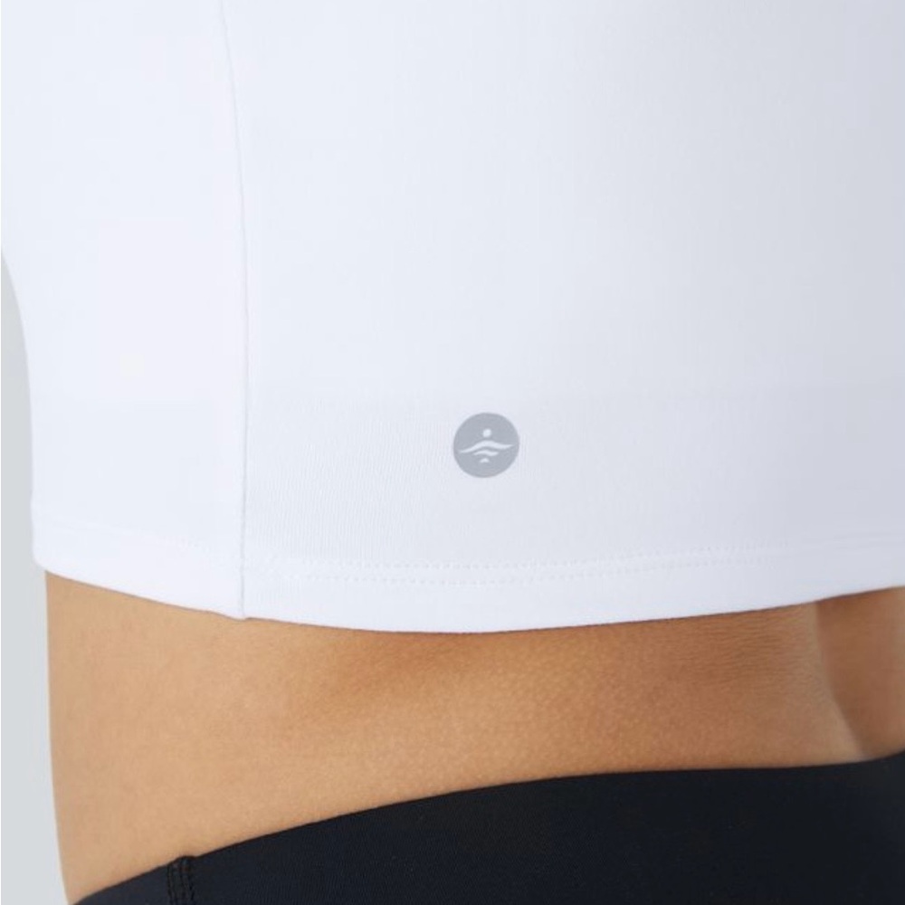 Halara padded workout cropped tank top - Picture 3 of 4